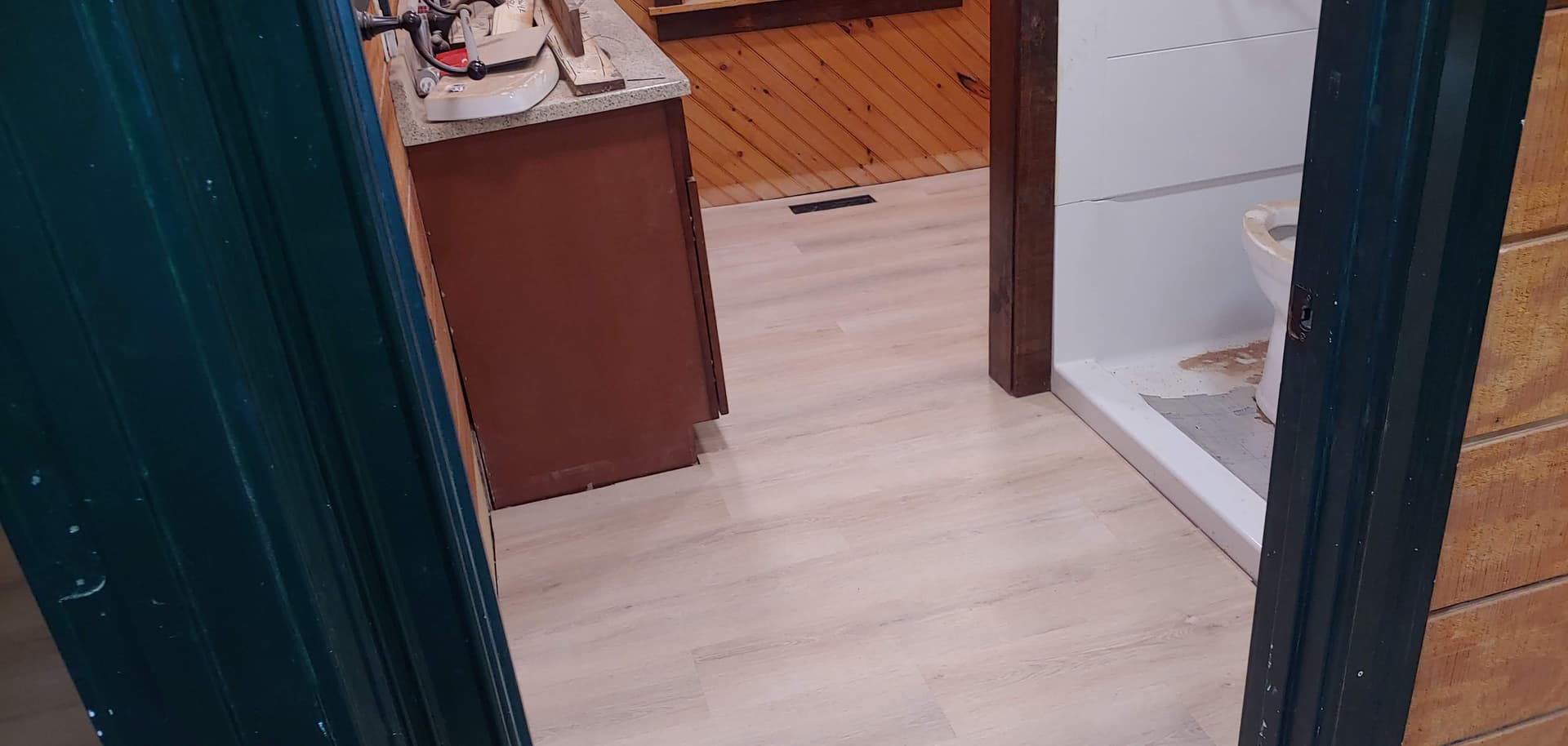 Gallery photos for Cracked Shower Pan Led to Rotten Subfloor - Here's How We Fixed It: Image #5