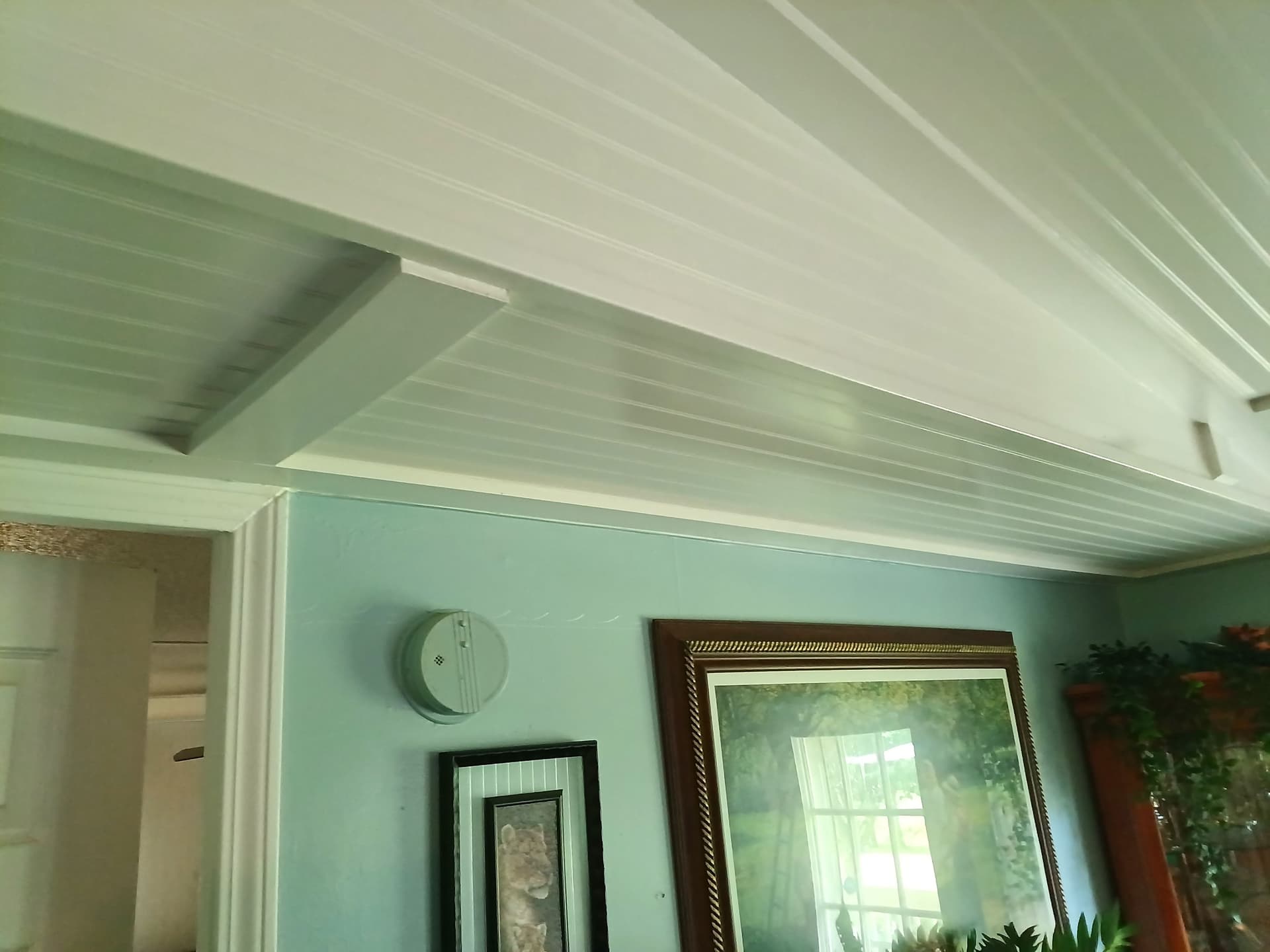 Gallery photos for Ceiling Repair and Paint Done Right the Second Time: Image #9