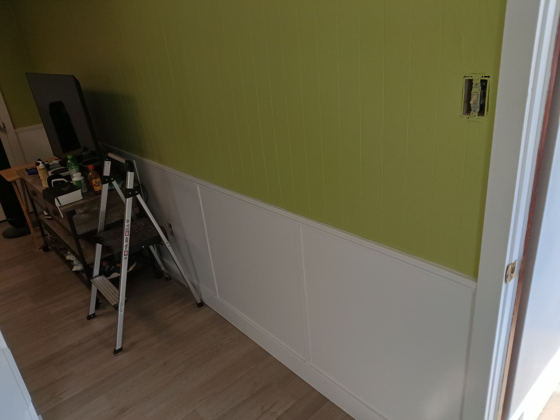 Gallery photos for Blount County Basement Bedroom Gets Wainscoting, Trim and Fresh Paint: Image #9