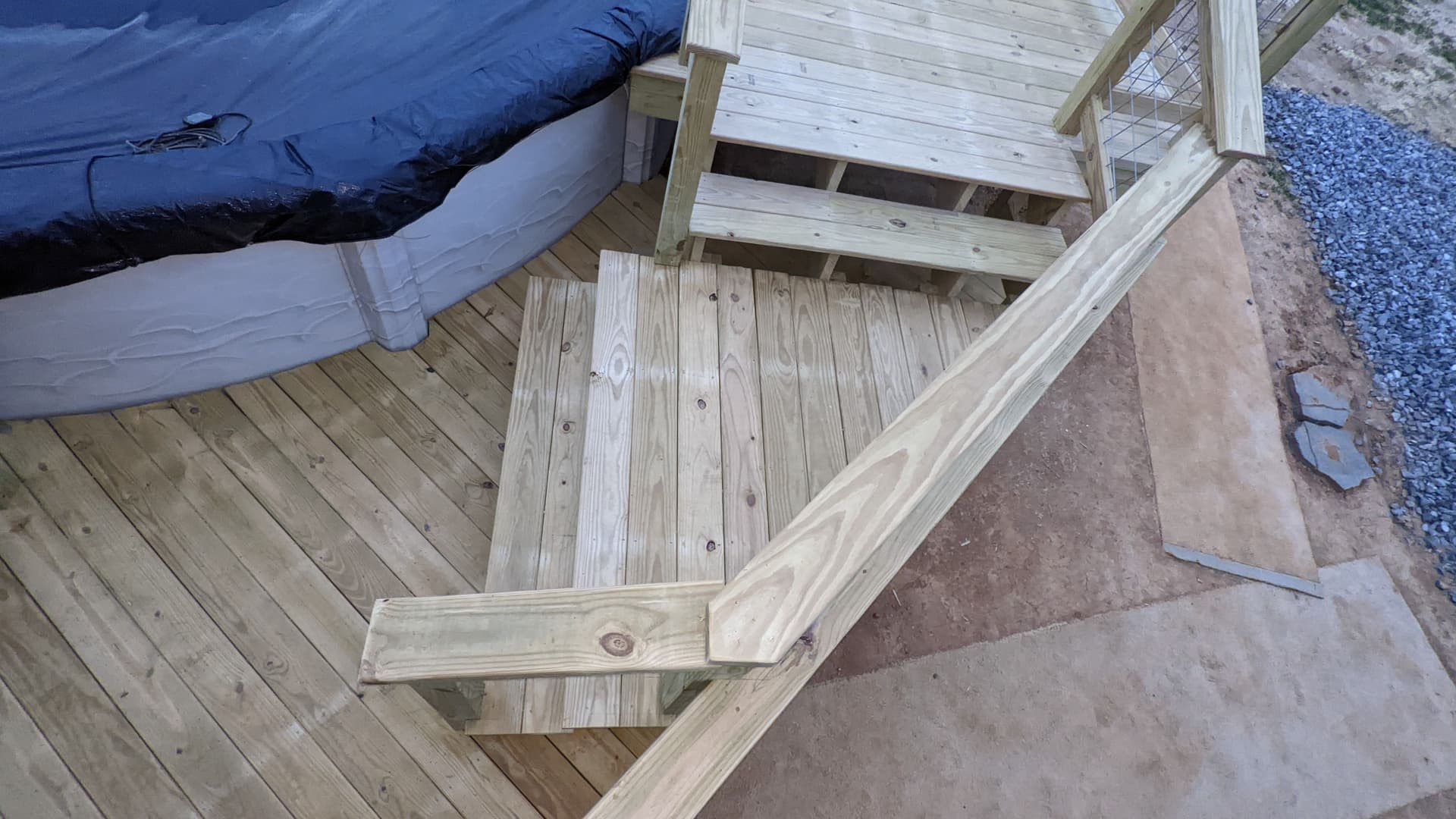 Gallery photos for Deck Season Is Here and We're Ready to Build: Image #4